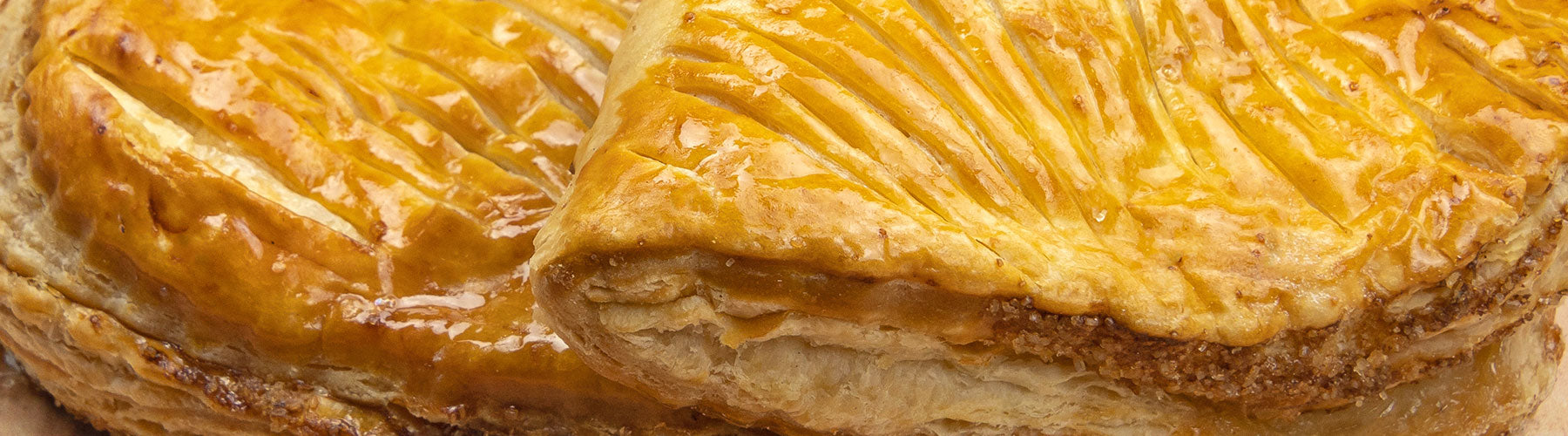 L’OR Or Absolu + French Apple Turnovers